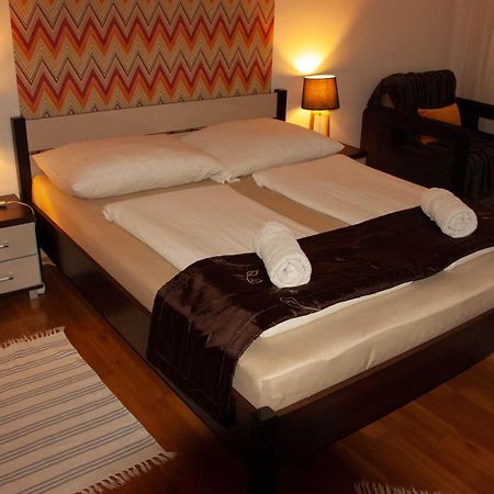 Aquarius Apartman Szeged Extérieur photo
