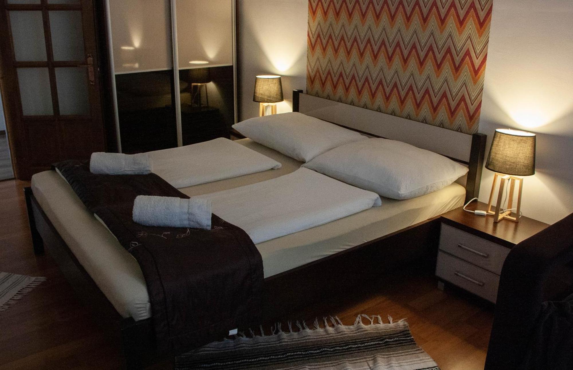 Aquarius Apartman Szeged Extérieur photo