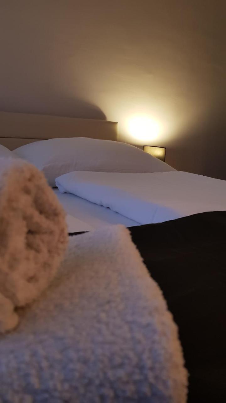 Aquarius Apartman Szeged Extérieur photo
