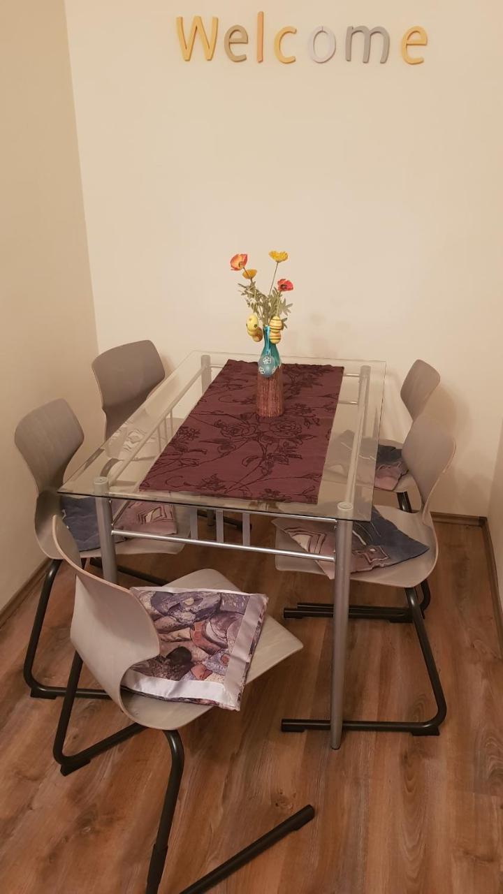 Aquarius Apartman Szeged Extérieur photo